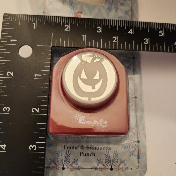 Pumpkin Jack-o'-lantern Cutaways Hole Punch Emagination paper Scrapbook - Picture 4 of 6